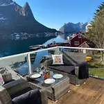 Retro - Cozy With A Fantastic View