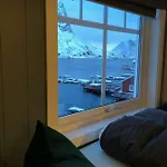 Retro - Cozy With A Fantastic View 펜션 레이네