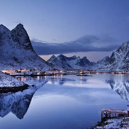 Retro - Cozy With A Fantastic View