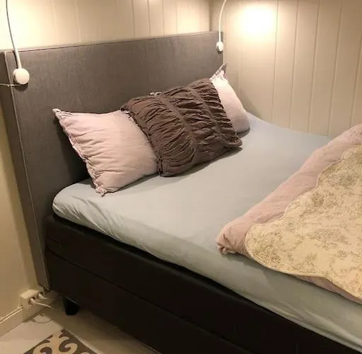 Retro - Cozy With A Fantastic View Nyaraló Reine