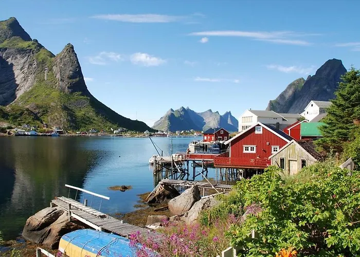 Retro - Cozy With A Fantastic View Reine
