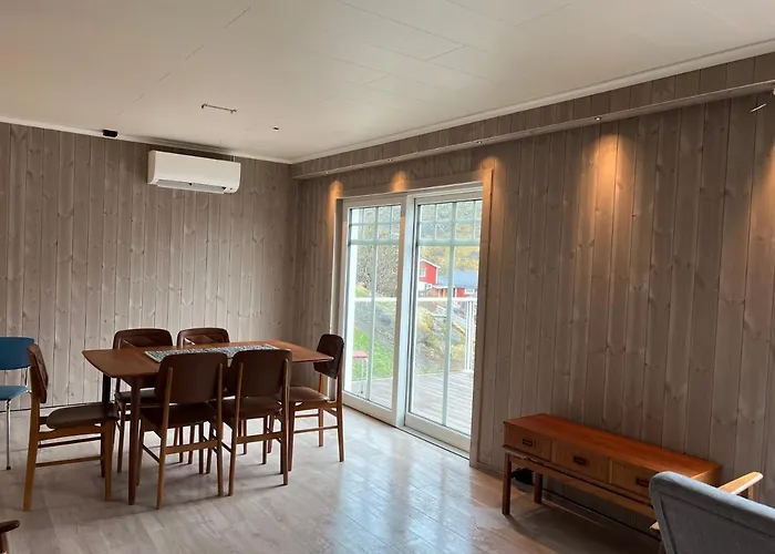 Retro - Cozy With A Fantastic View 펜션 *