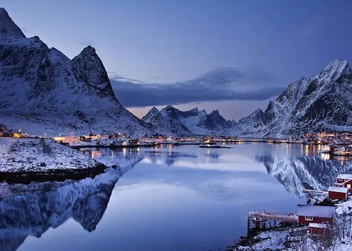 Retro - Cozy With A Fantastic View