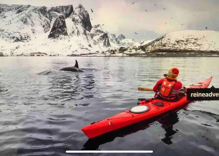 Retro - Cozy With A Fantastic View 펜션